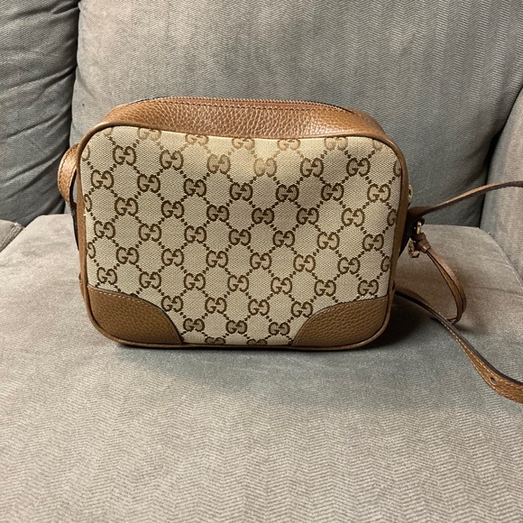 Authentic Bree Original Gucci GG canvas mini messenger bag - Picture 6 of 11